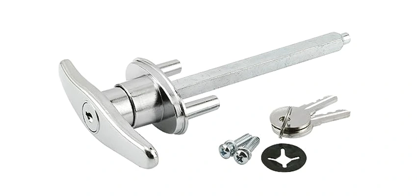 Old Style Garage Door Locks Replacements in Blythe, California